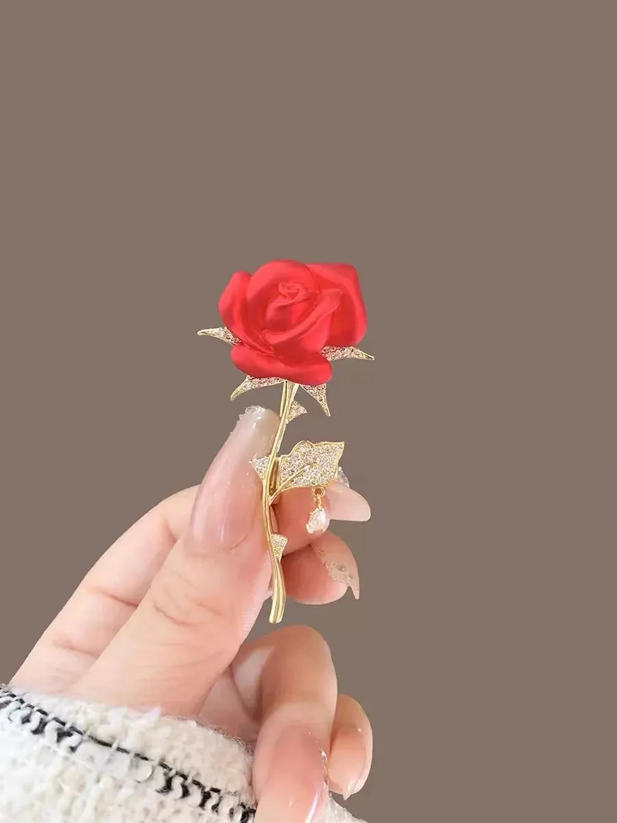 Ceylon Leather Brooch Pin