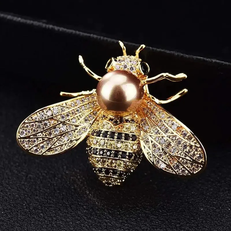 Ceylon Leather Brooch Pin