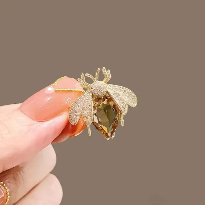 Ceylon Leather Brooch Pin