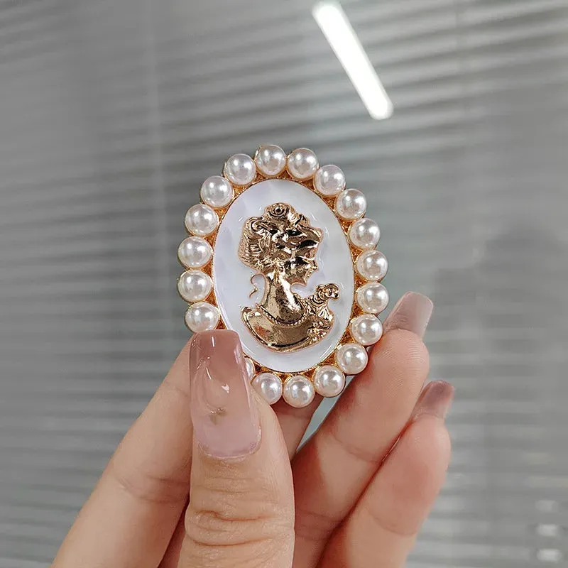Ceylon Leather Brooch Pin