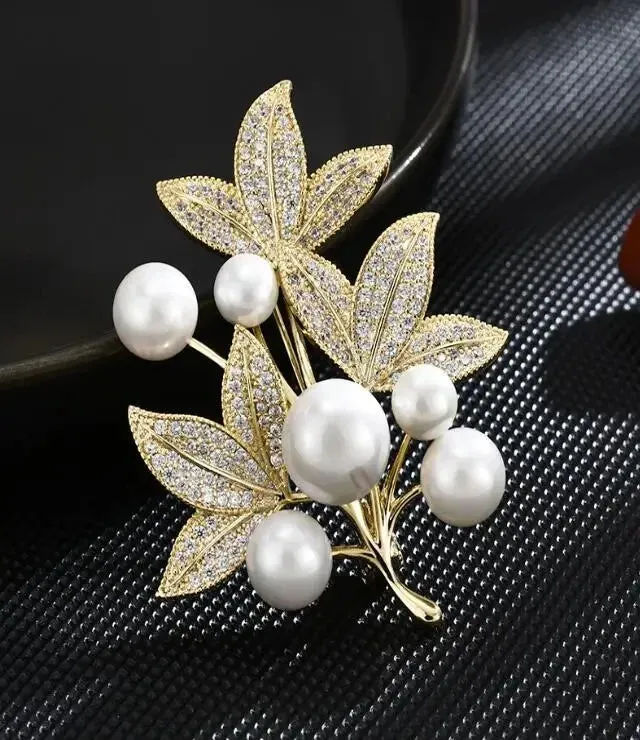 Ceylon Leather Brooch Pin