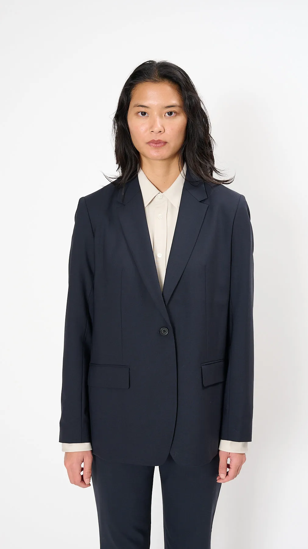 New Classic Blazer in Navy