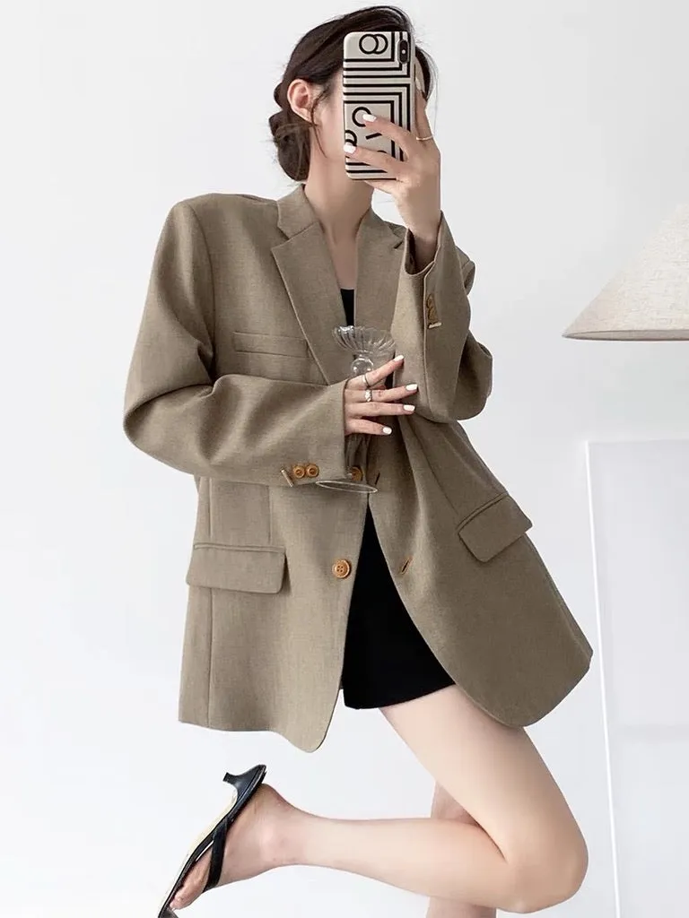 Oversized Classic Pocket Blazer in Khaki