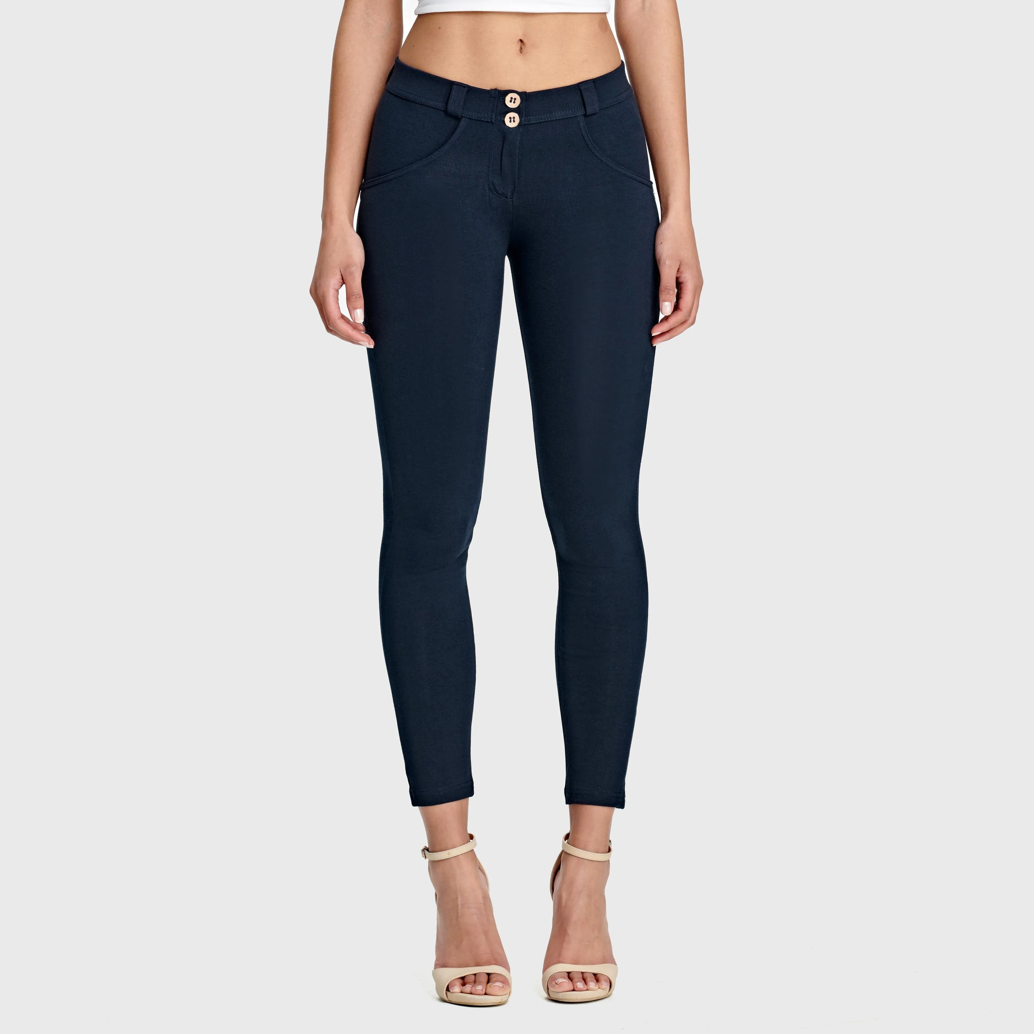 WR.UP Fashion - Mid Rise - 7/8 Length - Navy Blue