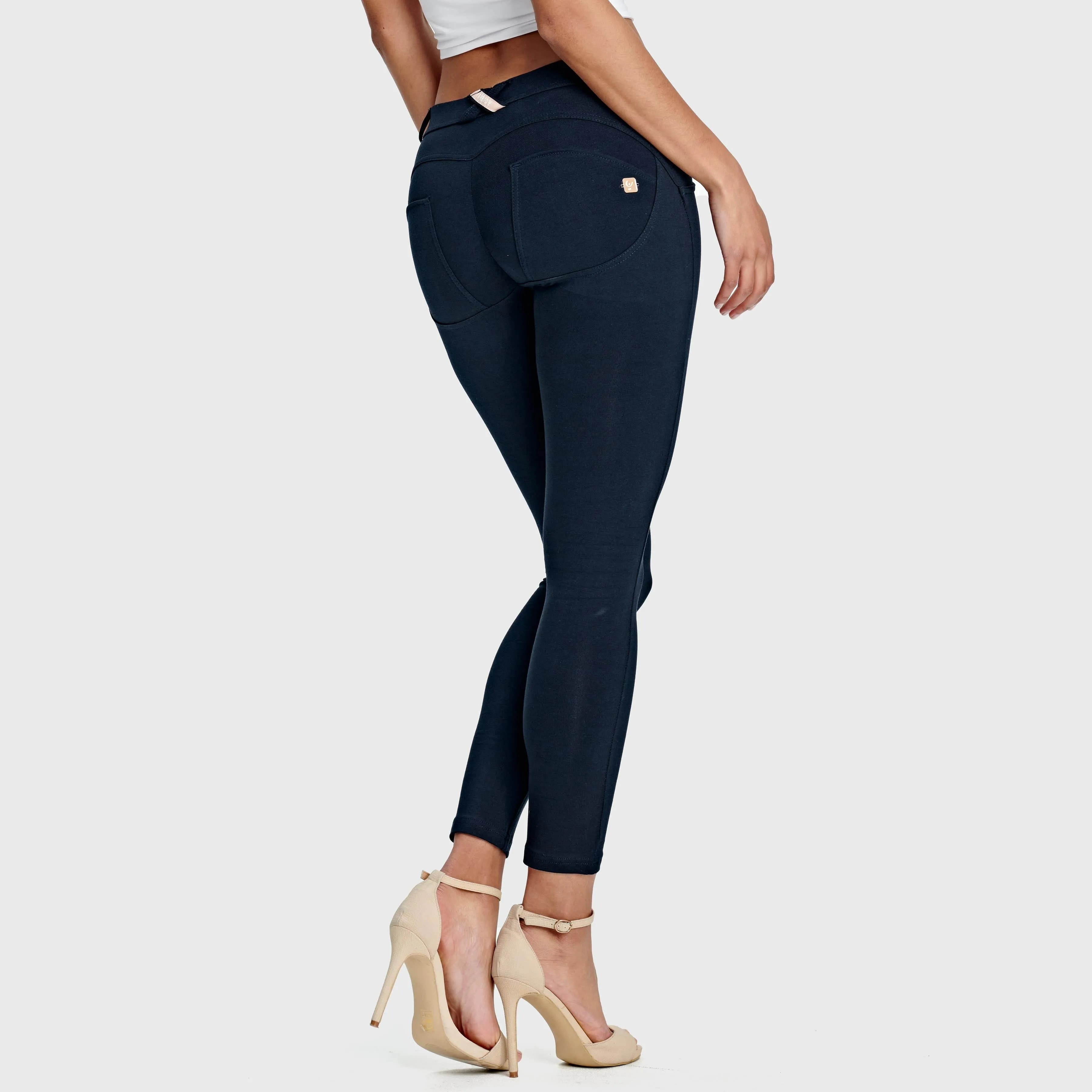 WR.UP Fashion - Mid Rise - 7/8 Length - Navy Blue